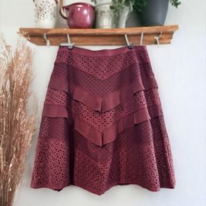 Banana Republic Lace Combo Tiered A-Line Skirt Size: 10